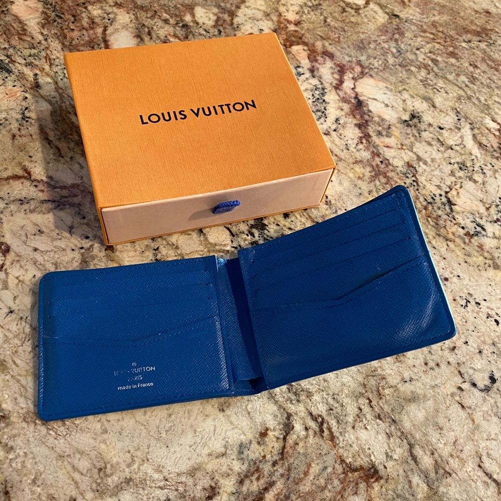 Louis Vuitton Mens Slender Wallet with blue lining